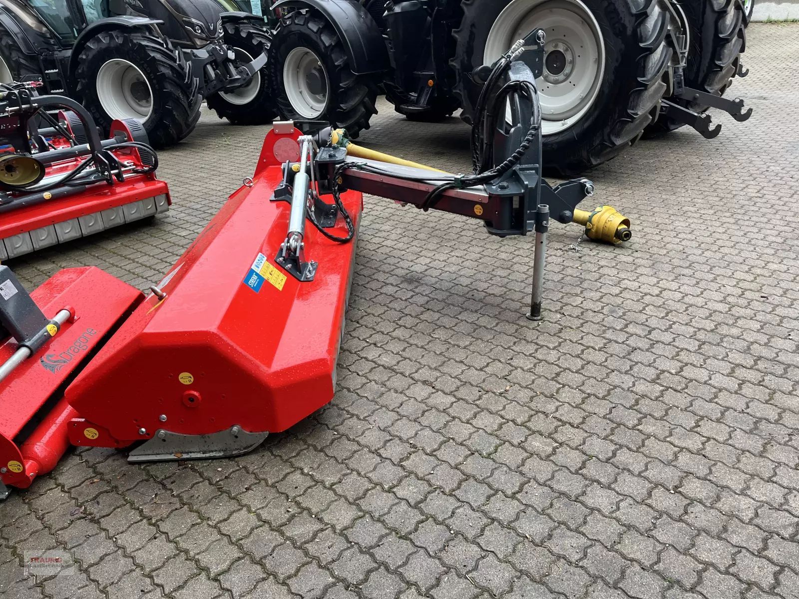 E-FARM: Dragone v240 road - Mulcz - id NY437RK - Rok produkcji: 2024 - Niemcy