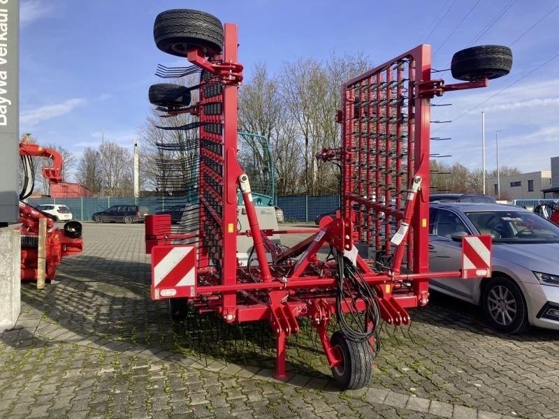 HORSCH cura 6 st horsch striegel Self propelled liquid manure spreader €12,567