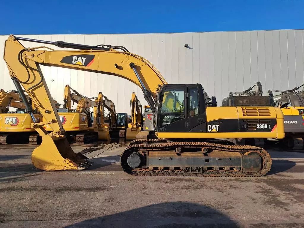 Caterpillar 336 dl Excavadora 101.690 €
