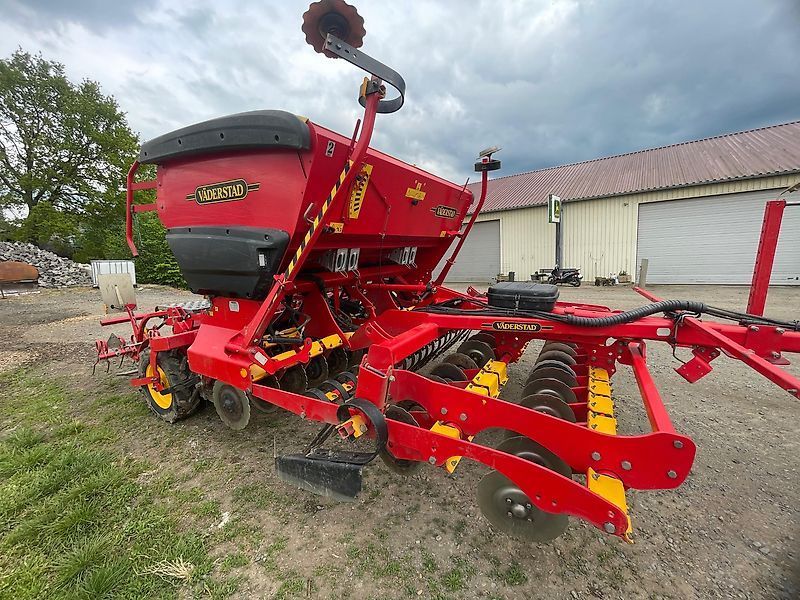 VÄDERSTAD rapid 300 Siewnik rzędowy/agregat uprawowo-siewny 34 000 €