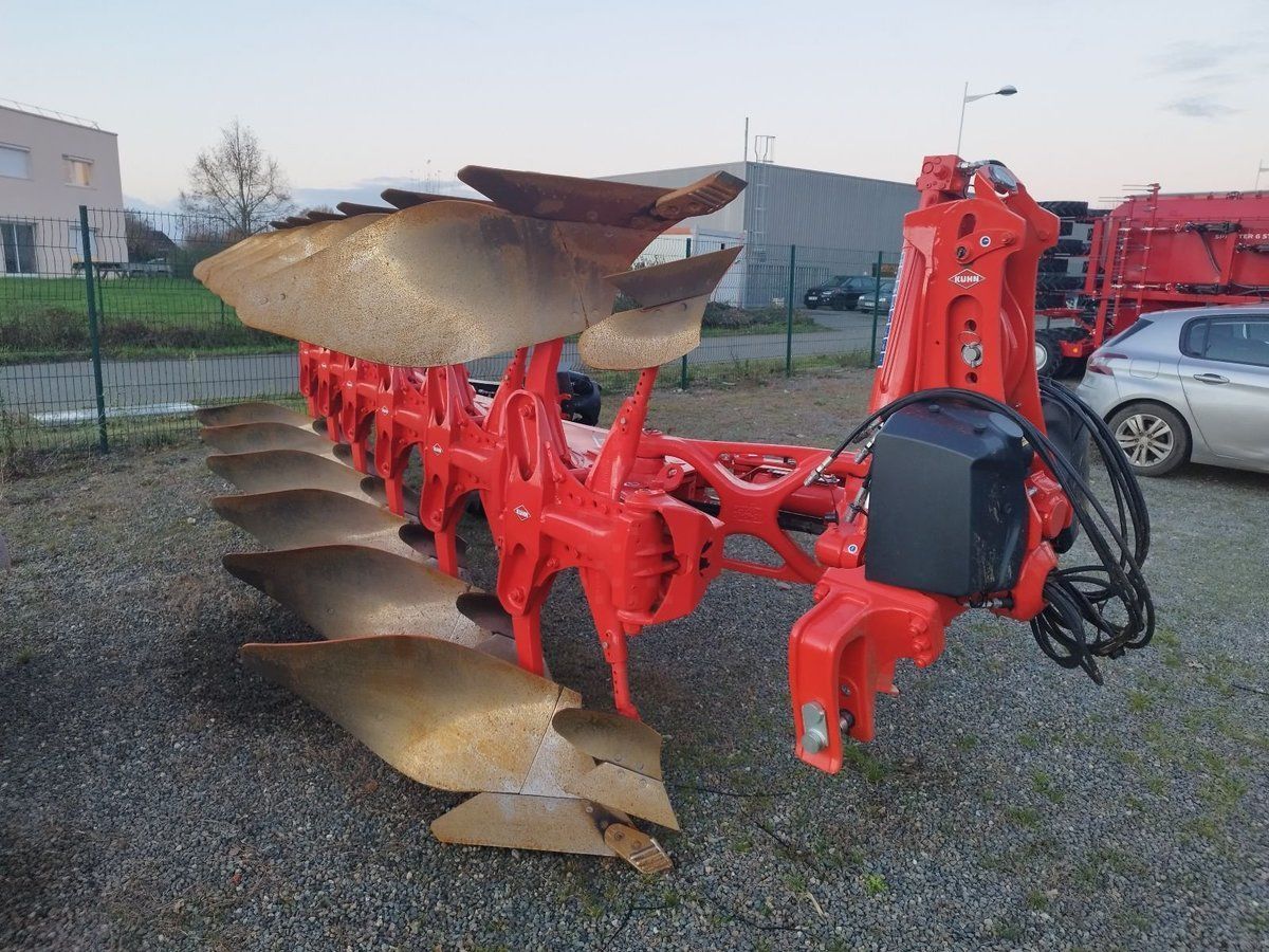 E-FARM: Kuhn vari-master l - Pflug - id 1QXHFN7 - 35.000 € - Frankreich