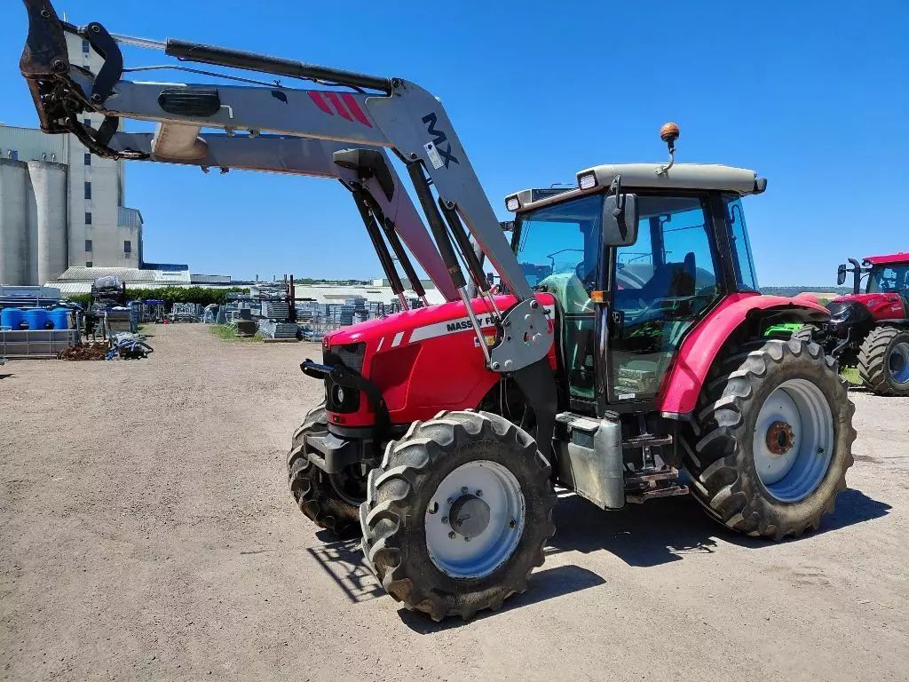 Massey Ferguson 5460 Tractor €26,000