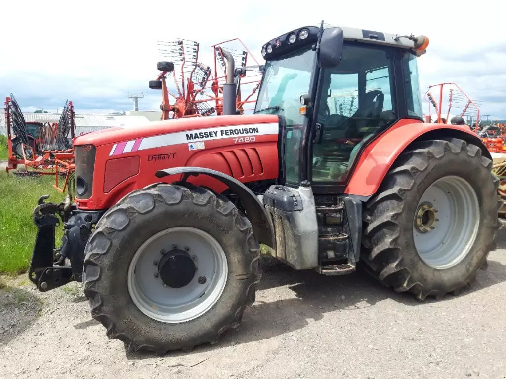 E-FARM: Massey Ferguson 7480 - Traktor - id GSGPDRG - 32.000 € - Baujahr: 2007 - Abgelesene Motorstunden: 7.865,Motorleistung (PS): 150,Frankreich