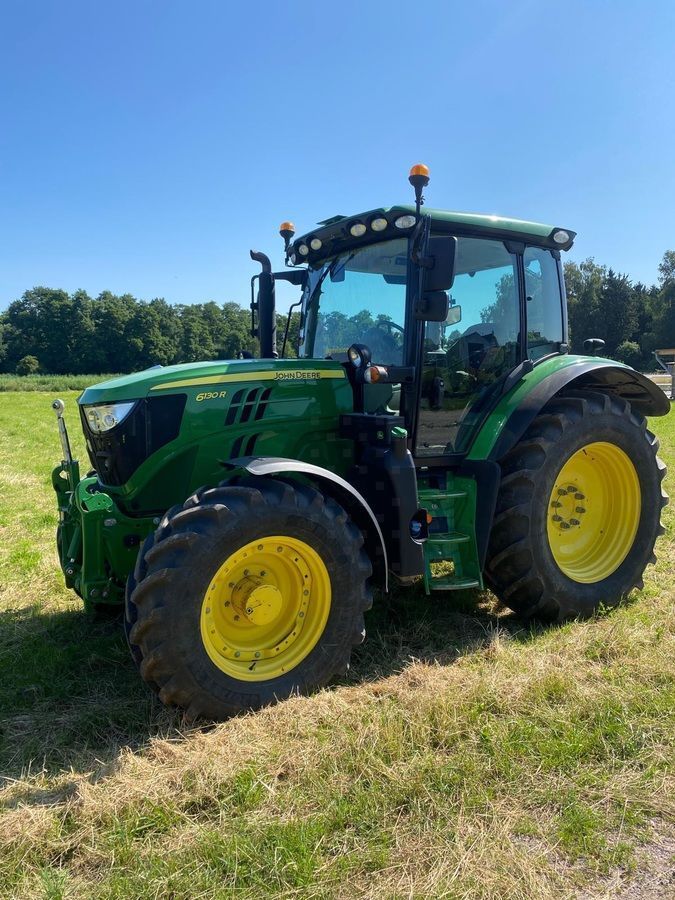 E-FARM: John Deere 6130 R - Tractor - id Z1UIPBW - €88,000 - Year of construction: 2020 - Engine hours: 3,350,Engine power (HP): 130,France