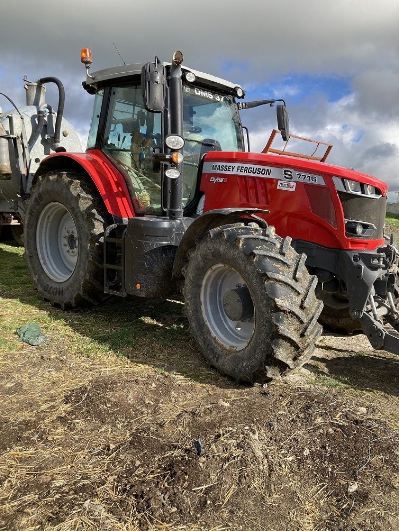 Massey Ferguson 7716S tractor €79,500