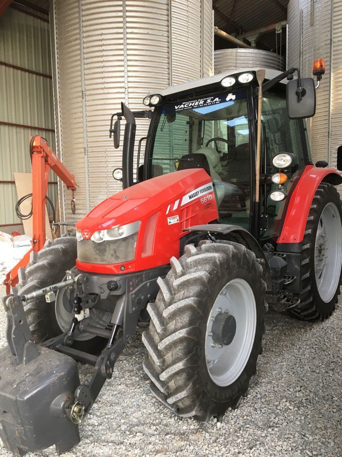 Massey Ferguson 5610 Traktor