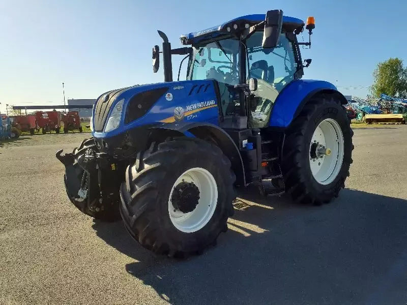 E-FARM: New Holland T7.245 - Traktor - id GBRIHYE - 115 000 € - Rok produkcji: 2020 - Motogodziny: 2297,Moc silnika: 200,Francja