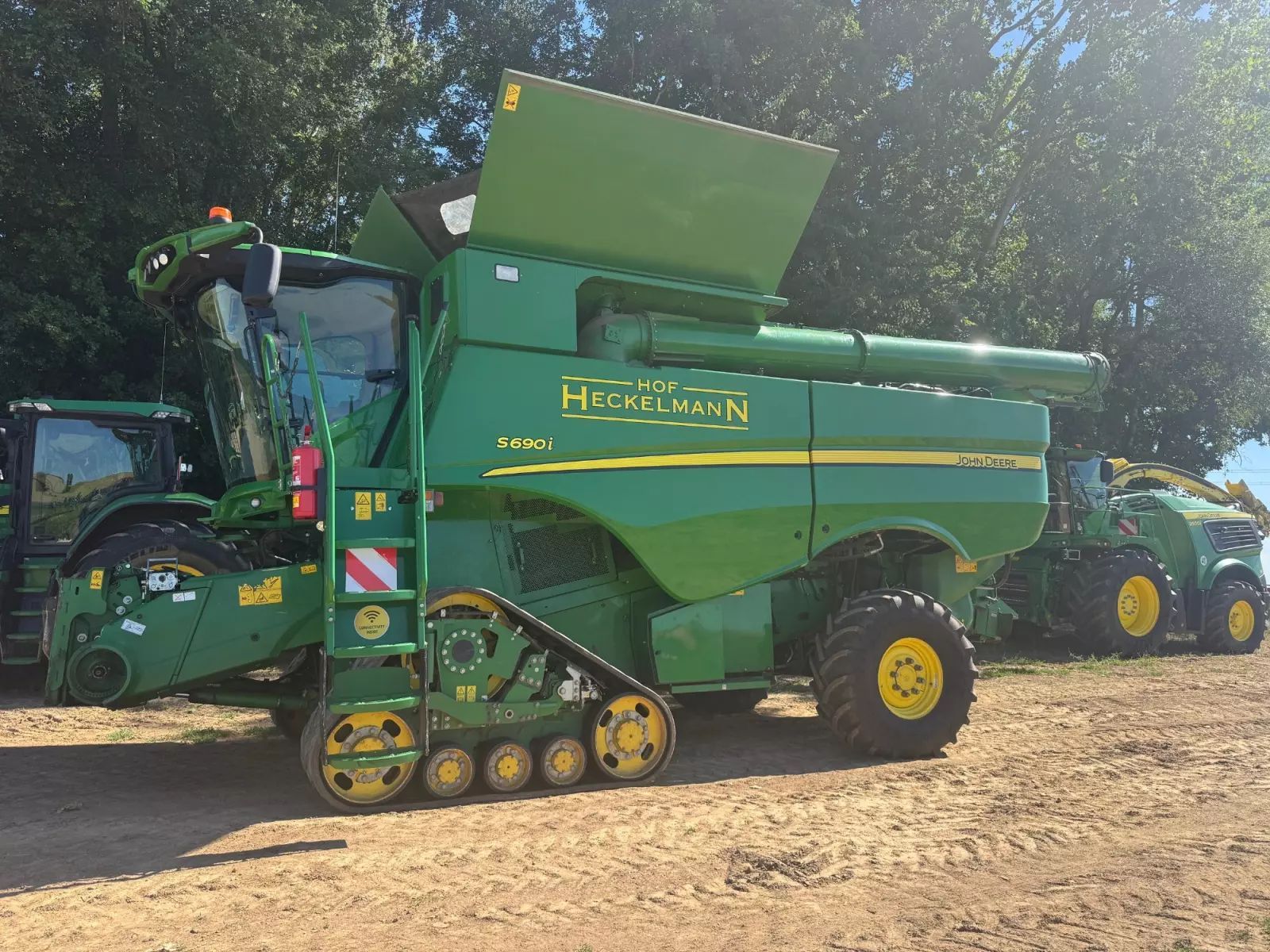 John Deere S 690 Combine harvester €119,000