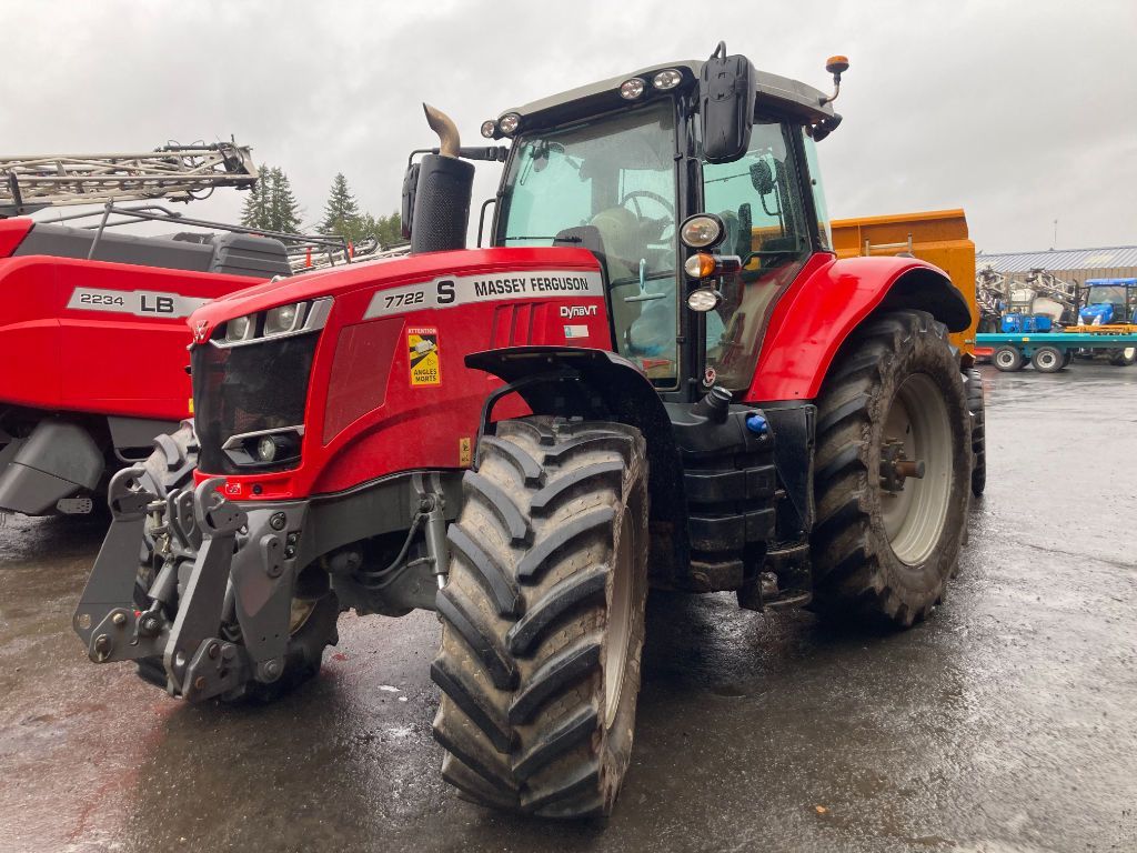 E-FARM: Massey Ferguson 7722S Efficient - Tracteur - id CKIZNFF - Année: 2019 - Lecture du nombre d'heure: 6 600,Puissance du moteur (chevaux): 220,France