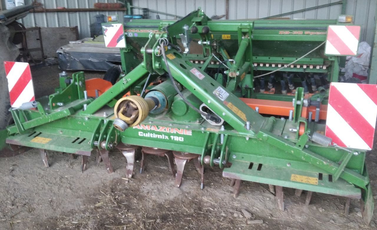 Amazone D9-30 Spécial Drilling machine combination €16,000