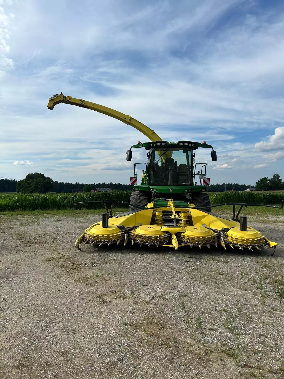 John Deere 8600 Combina de siloz autopropulsată 239.000 EUR