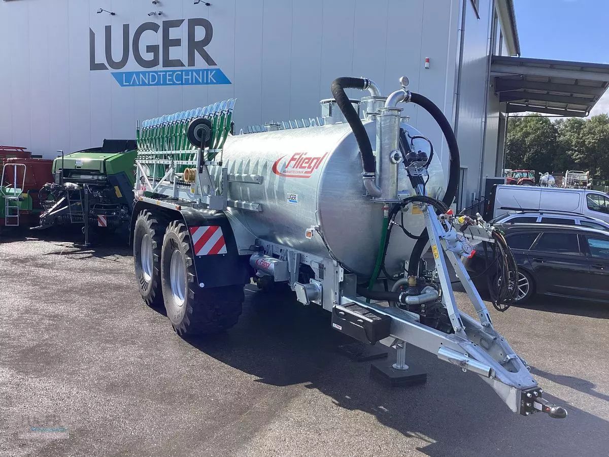 E-FARM: Fliegl vfw 12000 maxxline plus - Equipos de lodos otros - id NWEHYCM - 85.667 € - Año: 2023 - Austria