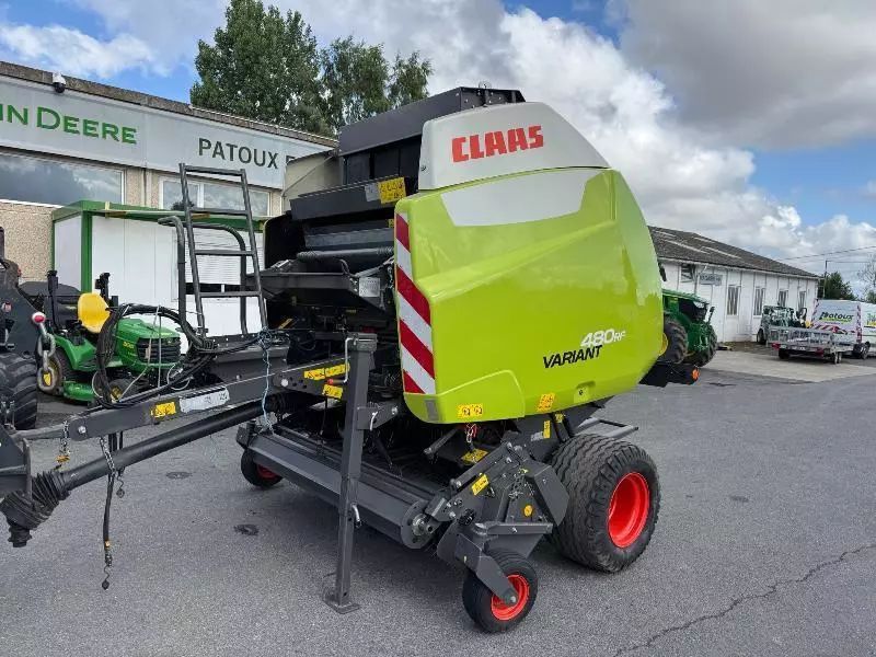 E-FARM: Claas Variant 480 RF - Empacadora - id AVABT44 - 28.500 € - Año: 2021 - Las balas producidas: 8800,Francia