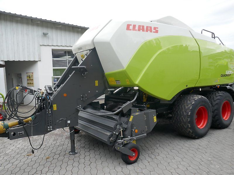 E-FARM: Claas Quadrant 5300 FC - Ballenpresse - id JSIZCQF - 117.000 € - Baujahr: 2019 - Deutschland