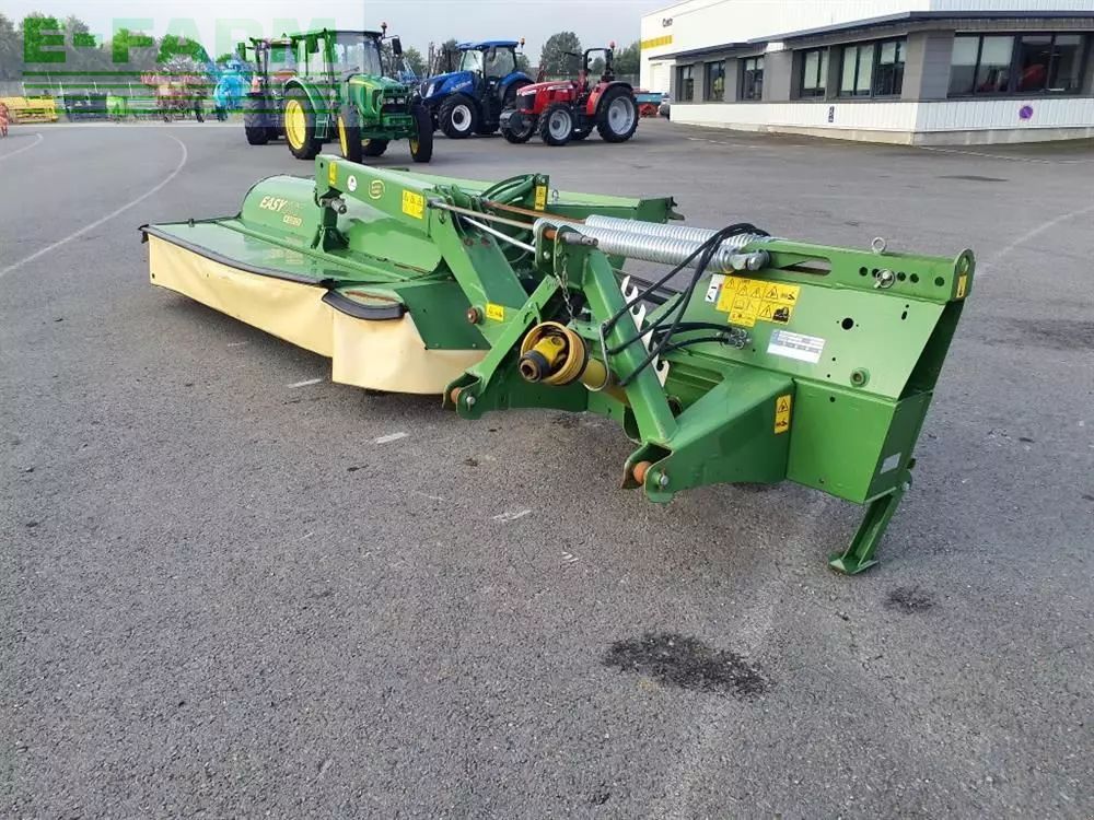 Krone EasyCut R 320 CV Mower €9,000