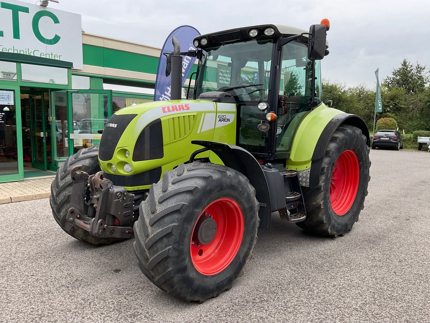 Claas Arion 620 tractor 59.292 €
