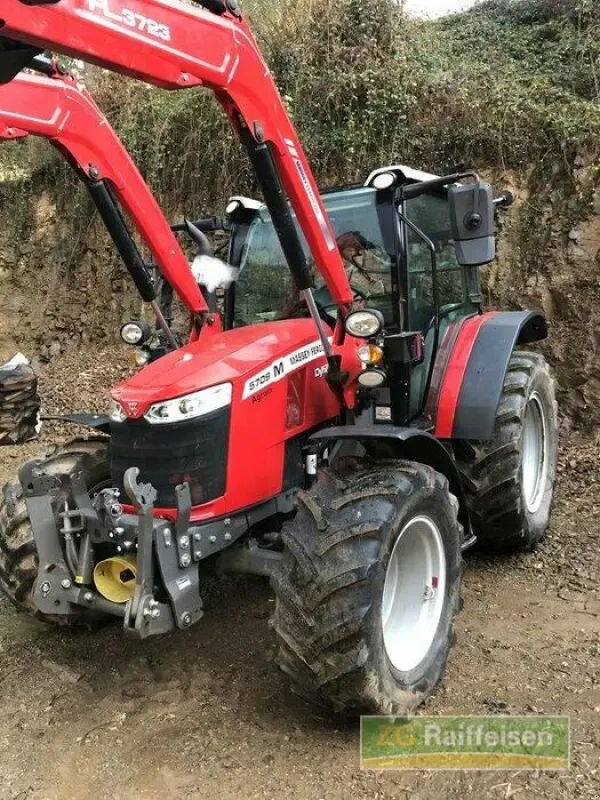 E-FARM: Massey Ferguson 5709M - Tracteur - id JYICVJE - 64 842 € - Année: 2022 - Lecture du nombre d'heure: 1 320,Puissance du moteur (chevaux): 90,Allemagne