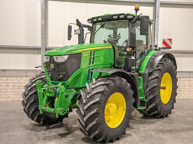 E-FARM: John Deere 6230 R - Τρακτέρ - id X7UD62M - 132.500 € - Χρονία: 2019 - Μετρητής ωρών: 3.300,Ισχύς κινητήρα: 230,Γερμανία