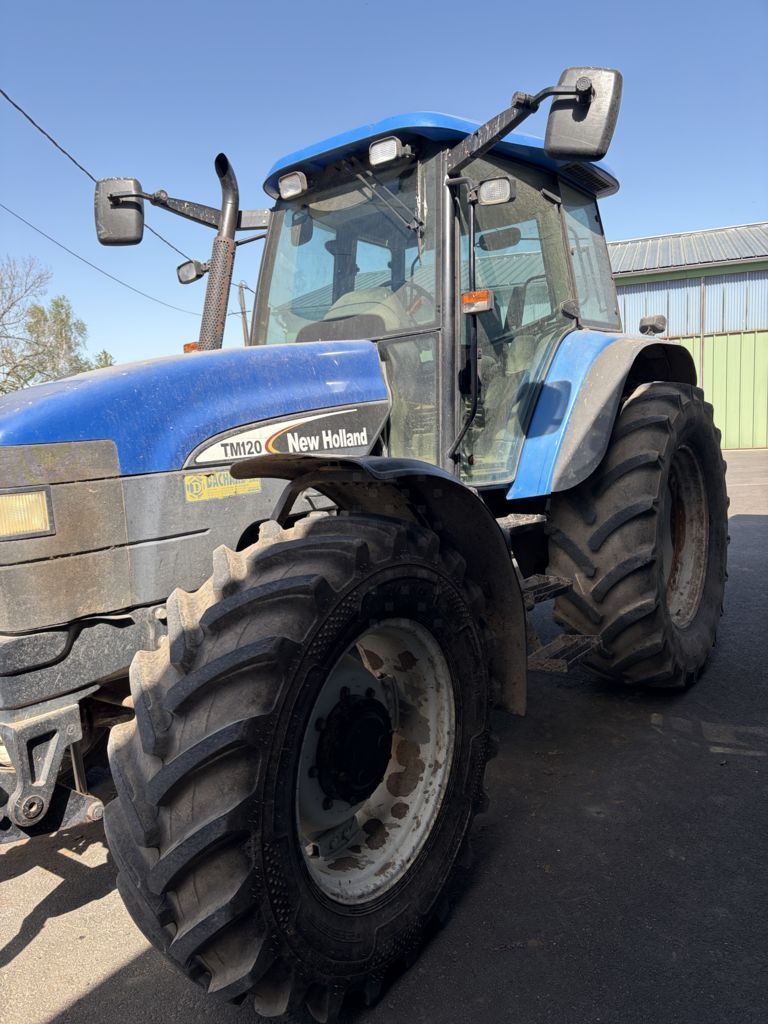 New Holland TM 120 Traktor 19 500 €