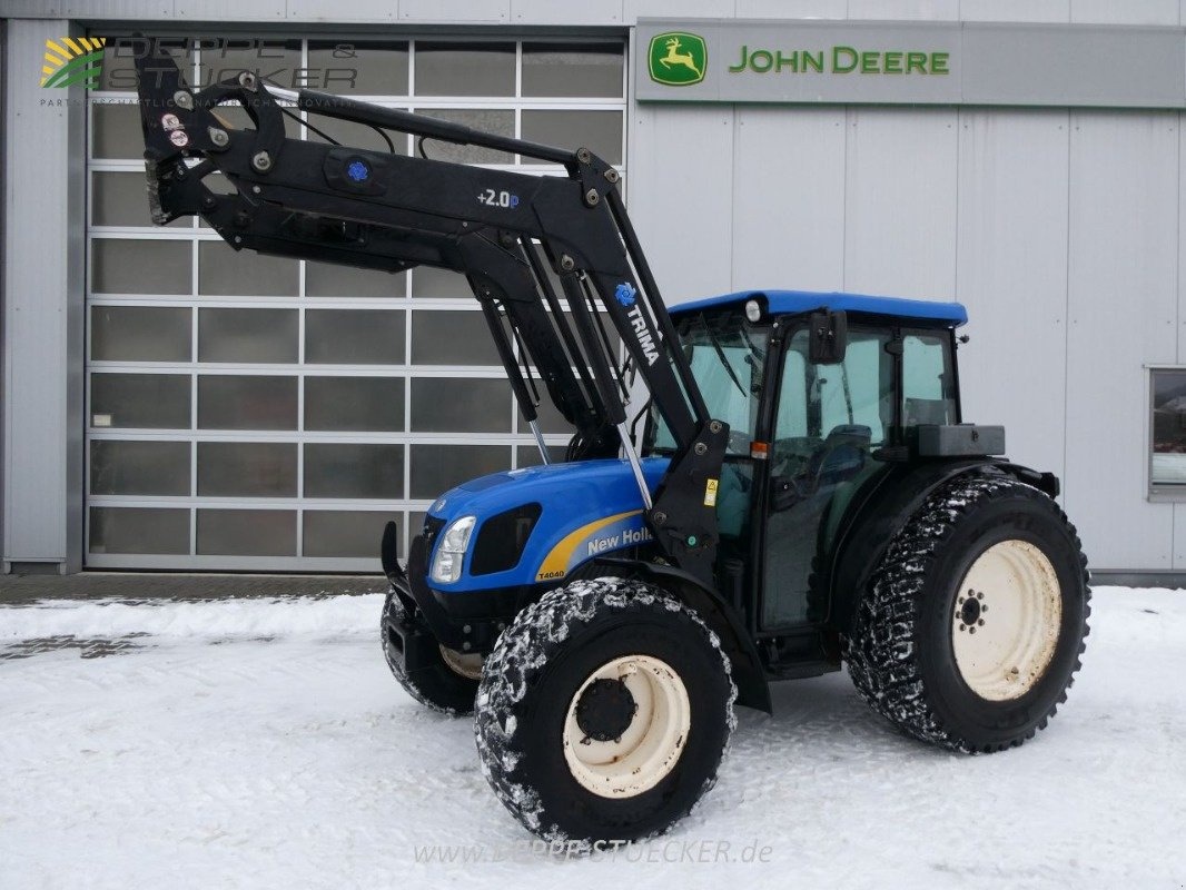 New Holland T 4040 tractor 29 800 €