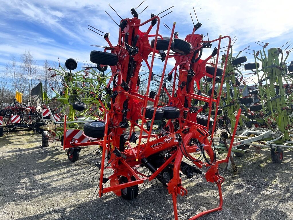 Kuhn GF 10803 Tedder €22,690