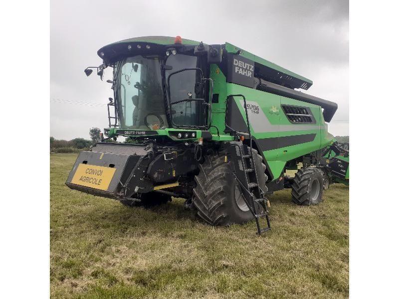 E-FARM: Deutz-Fahr C 9206 TS - Cosechadora - id QRFBUKL - 135.000 € - Año: 2016 - Horas: 653,Francia
