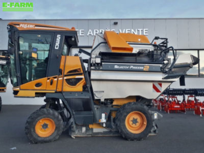 E-FARM: Pellenc optimum 530 selectiv' process 2 - Grape harvester - id BV6LZBX - €79,500 - Year of construction: 2016 - France