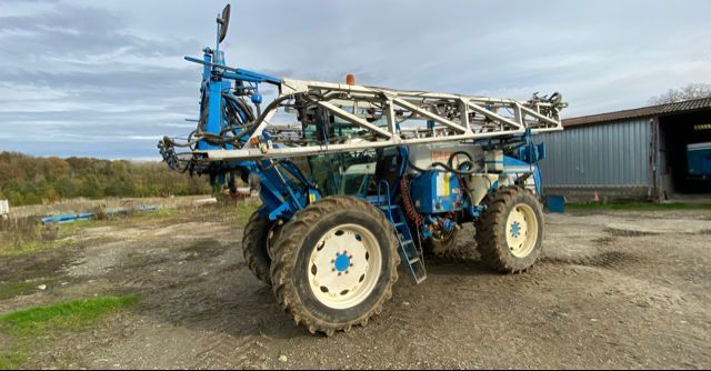 Matrot m44d Opryskiwacz 10 000 €