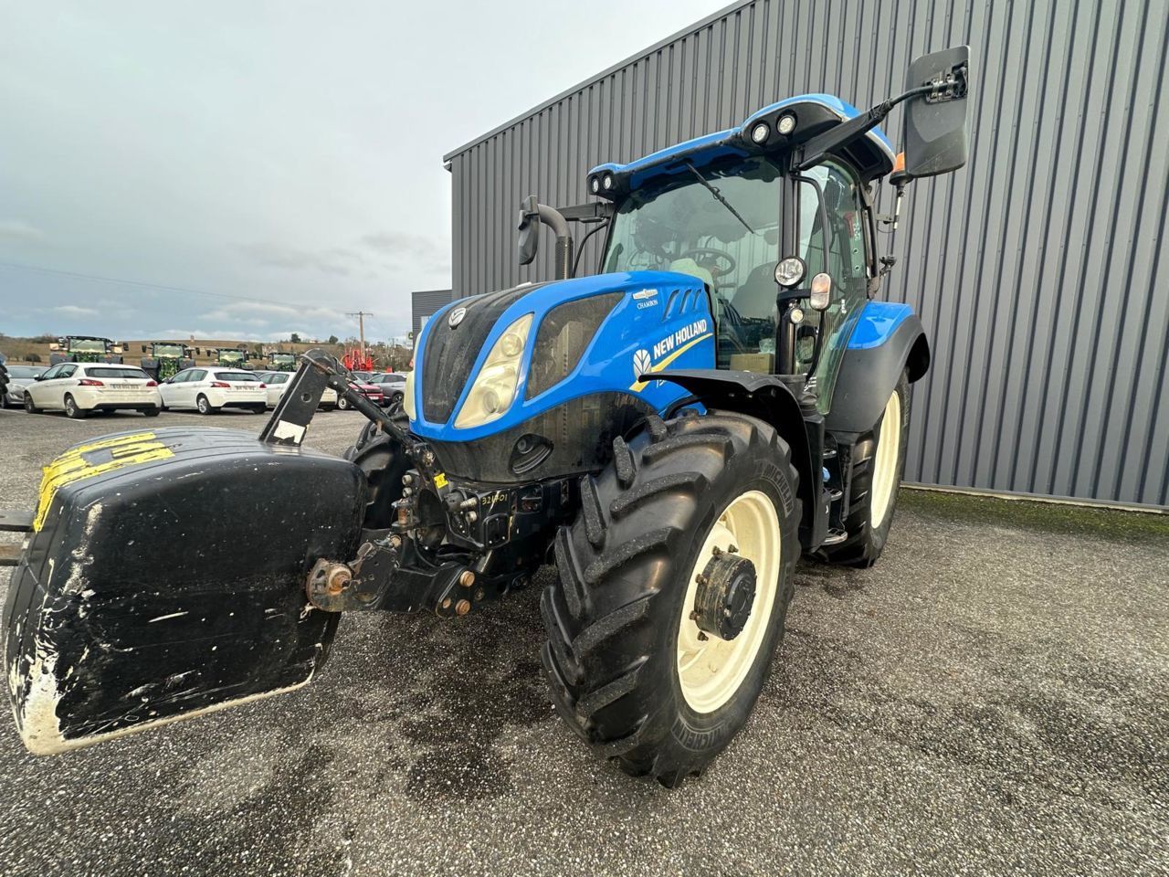 New Holland T5.140 AC Tractor €50,000
