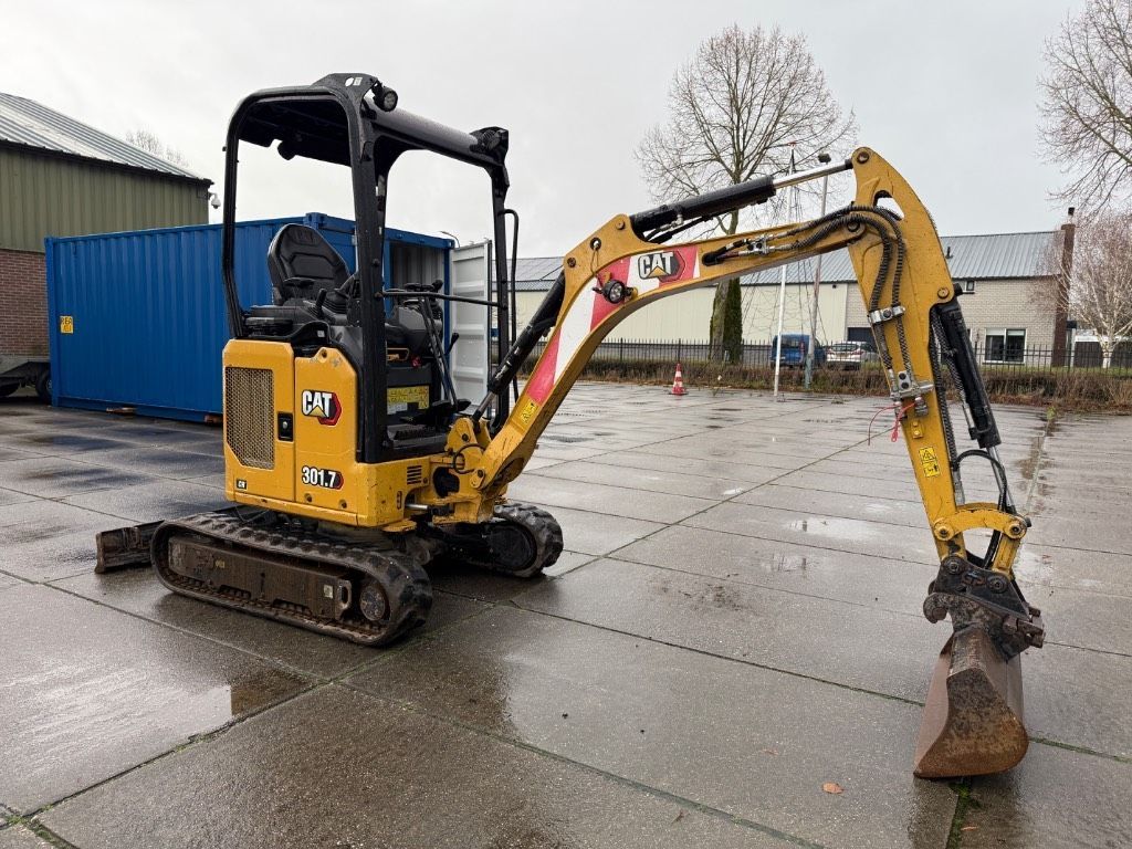 Caterpillar 301.7 cr Mini-pelle 14 500 €