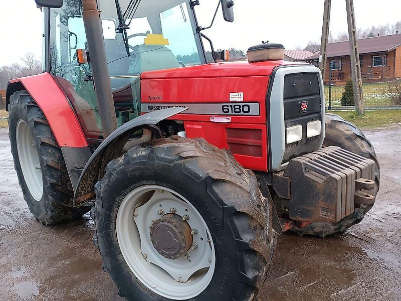 Massey Ferguson 6180 Tractor €22,405