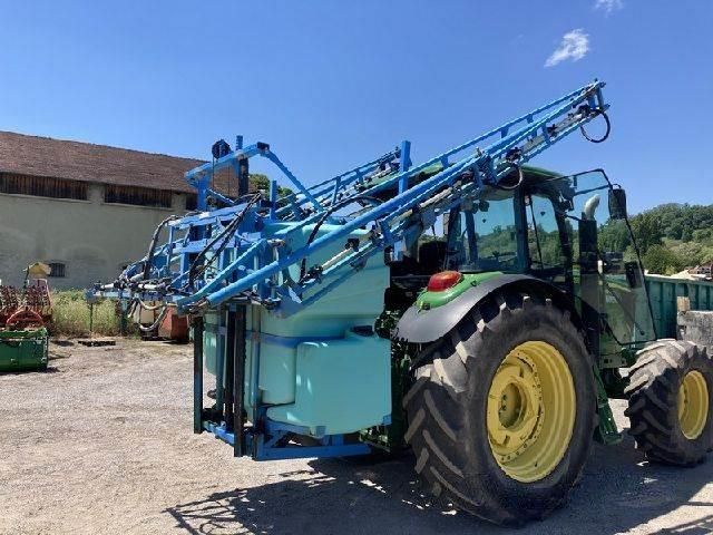 E-FARM: Berthoud progress 1000 rcsis - Sprayer - id RM5MX8A - €2,500 - Year of construction: 2003 - France