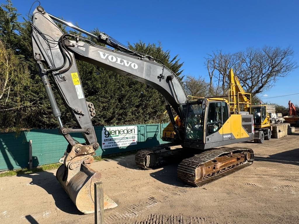 VOLVO ec 250 el Koparka gąsienicowa 40 148 €