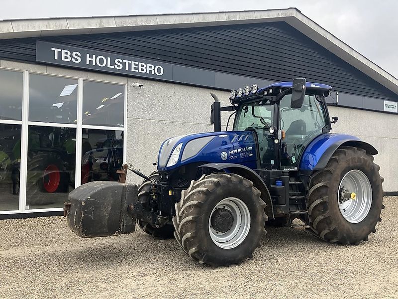 E-FARM: New Holland T7.270 - Tractor - id HGXHL8L - €100,522 - Year of construction: 2022 - Engine hours: 4,297,Denmark