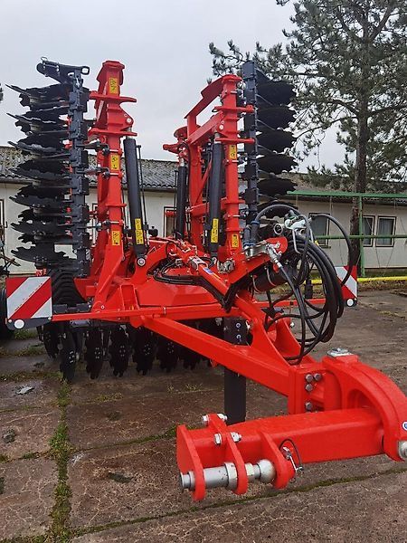 E-FARM: Kuhn optimer l6000 - Tárcsák - id 71K8IHR - 47 500 EUR - Gyártási év: 2023 - Németország