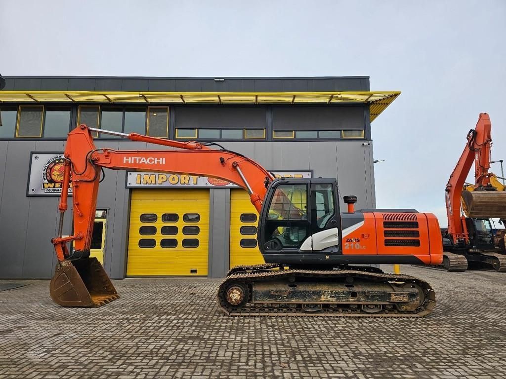 Hitachi zx220lc mitsubishi 6 cylinder Koparka gąsienicowa 62 500 €