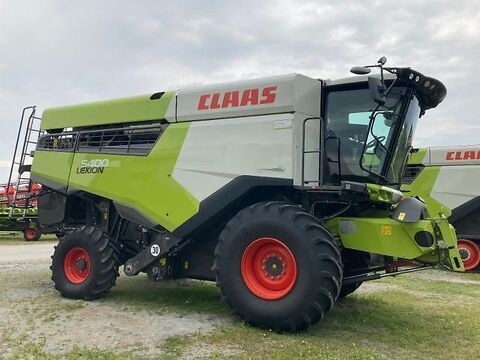 E-FARM: Claas Lexion 5400 - Moissoneuse-batteuse - id XK5K433 - Année: 2022 - Lecture du nombre d'heure: 210,Puissance du moteur (chevaux): 354,Allemagne