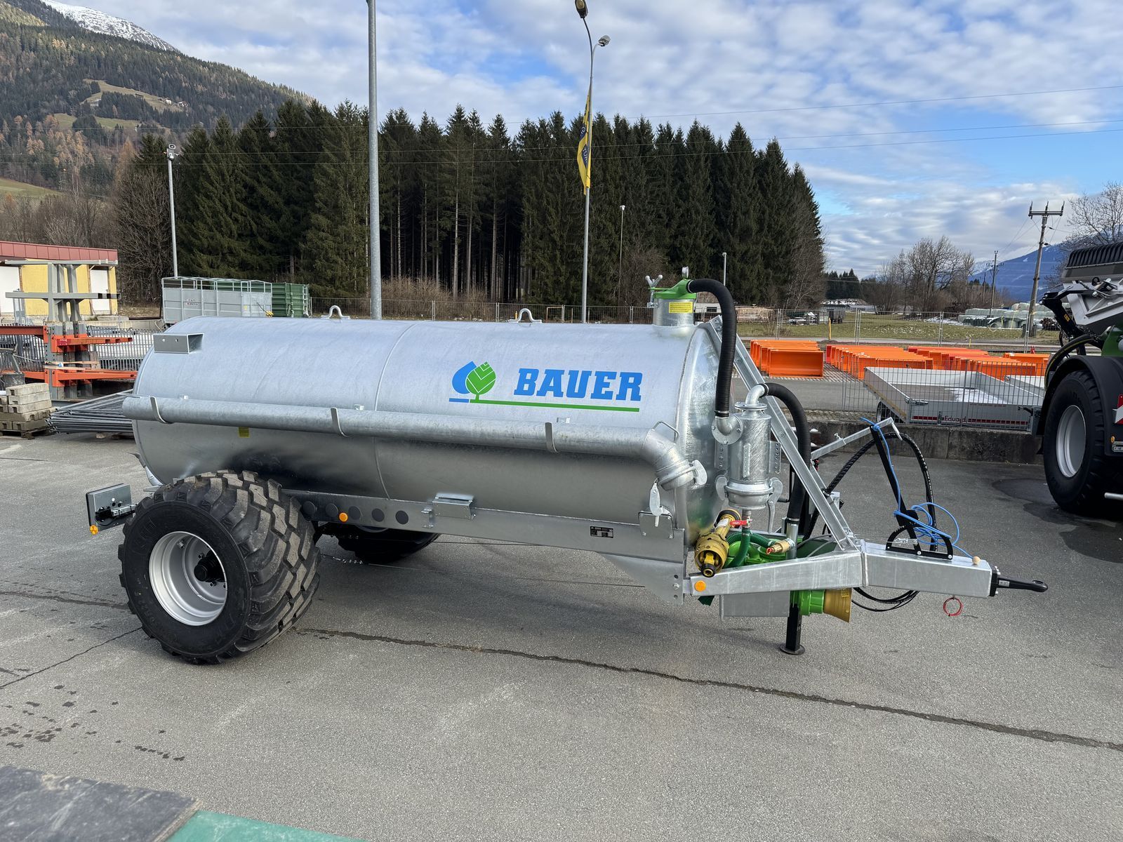 Bauer v63 vakuumfass mit 6250 liter inhalt Cisterna 20.825 €