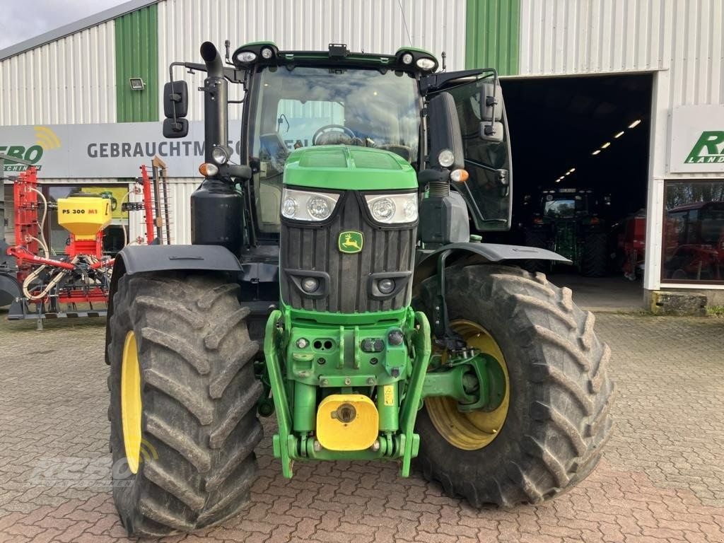 John Deere 6230 R tractor 123.000 €