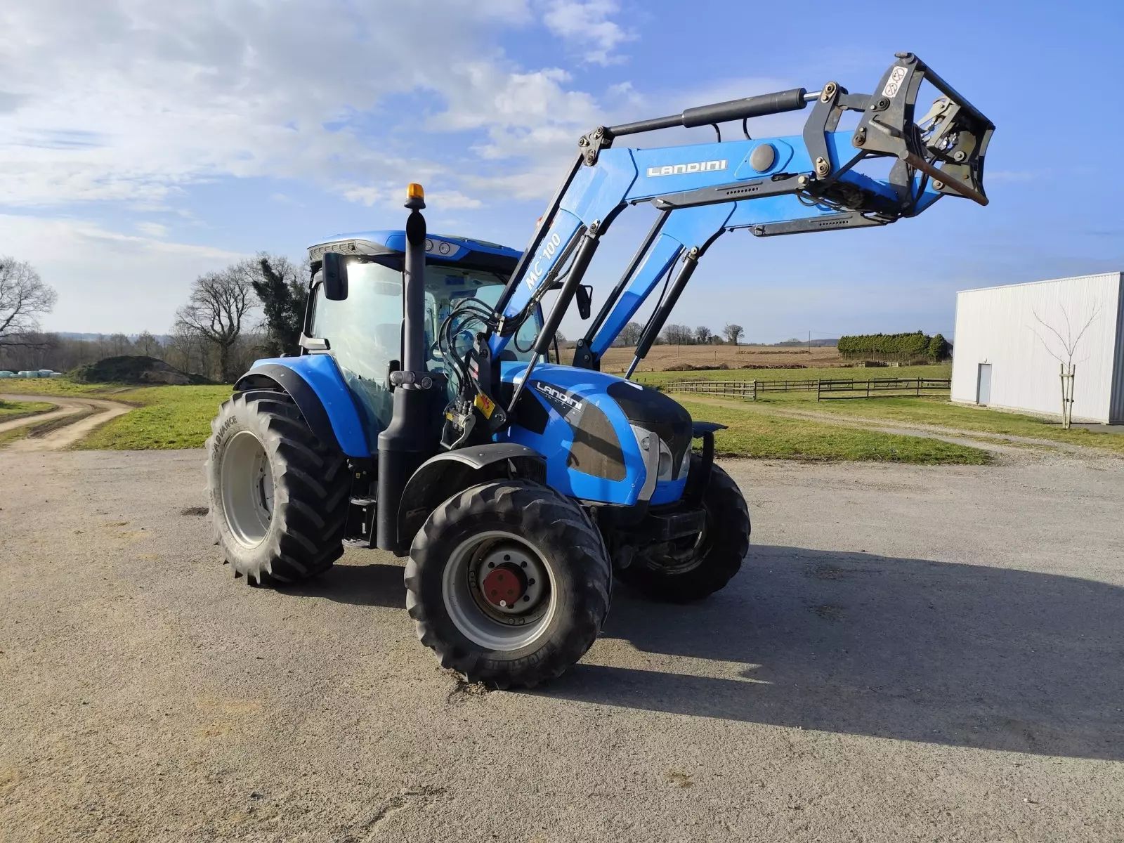 E-FARM: Landini 6-130C - Tractor - id F5UE6KF - Year of construction: 2016 - Engine hours: 6,725,Engine power (HP): 130,France