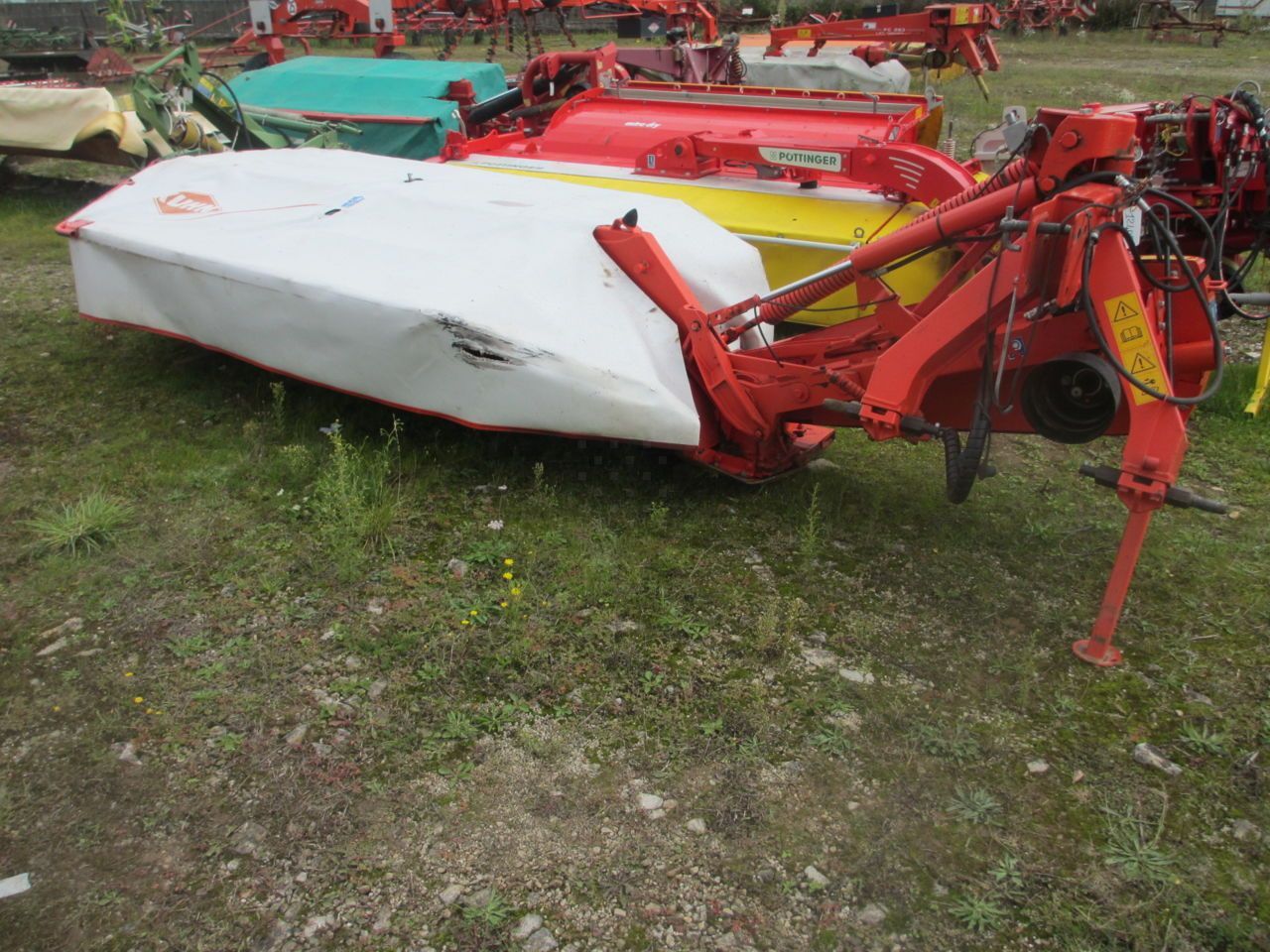E-FARM: Kuhn GMD 280 FF - Falciatrice - tosaerba - id XH8QJIX - 6.500 € - Anno di costruzione: 2016 - Francia