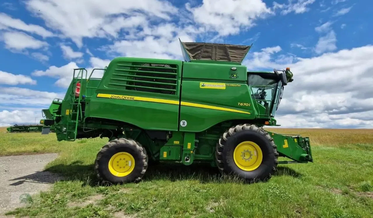 E-FARM: John Deere T 670 i HM - Κομπίνα - id QPHKZFG - 292.000 € - Χρονία: 2022 - Μετρητής ωρών: 482,Ισχύς κινητήρα: 456,Γερμανία