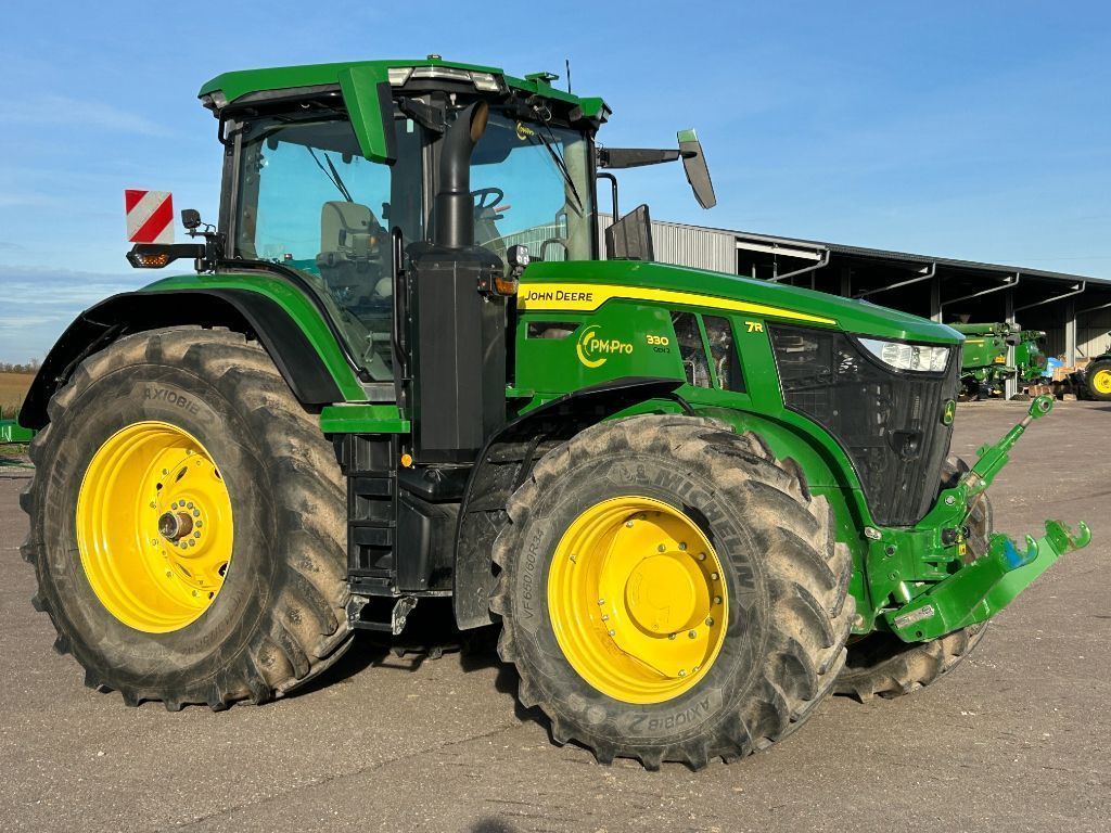 John Deere 7R 330 Traktor 230 000 €