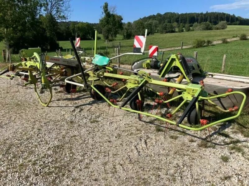 E-FARM: Claas Volto 800 - Faneuse - id 8DITHQS - 7 500 € - Année: 2014 - France