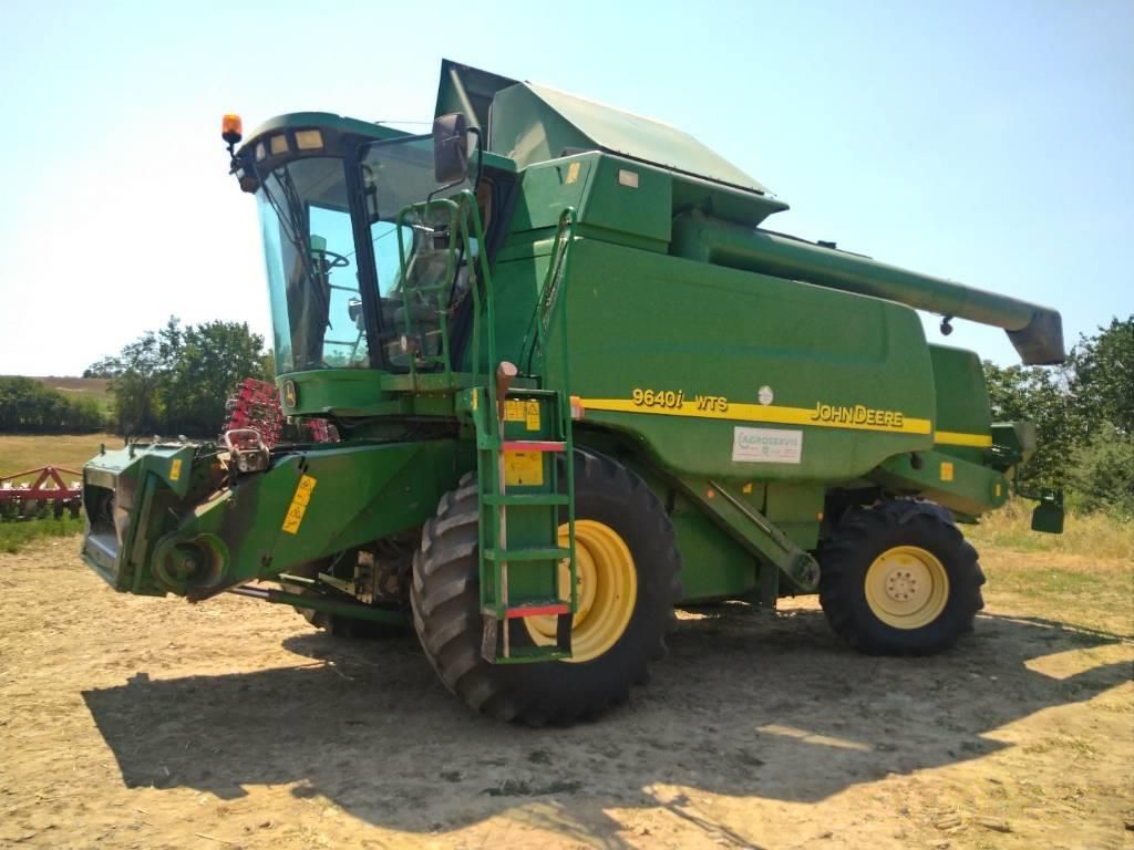 E-FARM: John Deere 9640 i wts - Combine harvester - id W84TWTI - €60,000 - Year of construction: 2005 - Engine hours: 3,989,Engine power (HP): 319