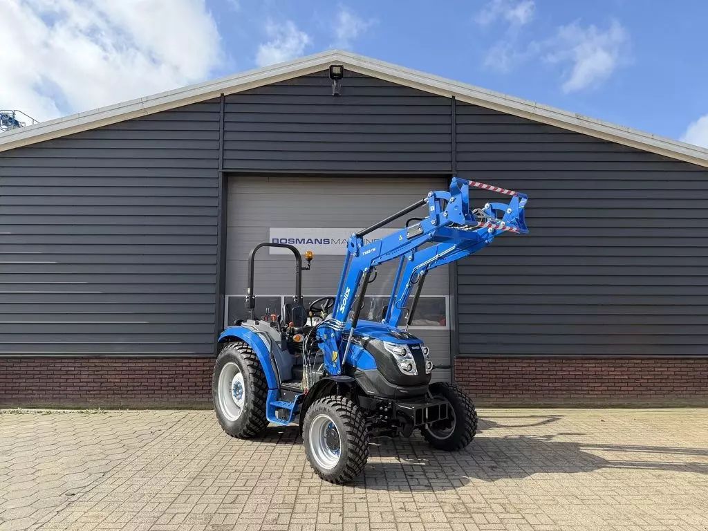 Solis 50 4wd shuttle xl tractor nieuw met galaxybanden / frontlader Tractor 29.855 €