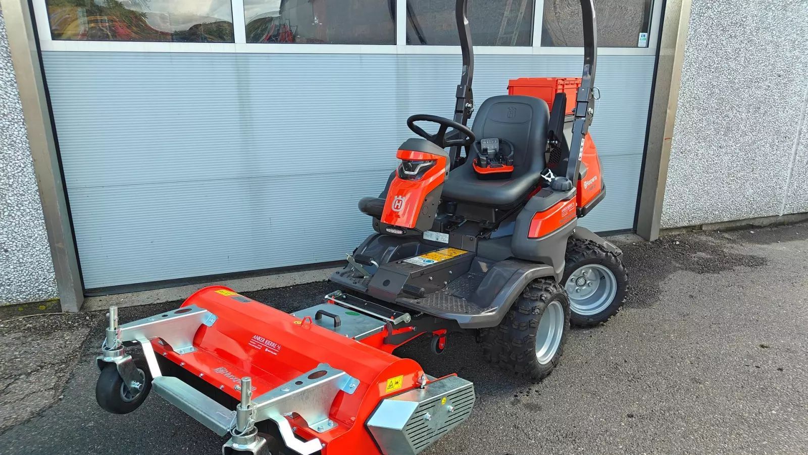 Husqvarna p524 xr fjernstyret Lawn mower €18,210