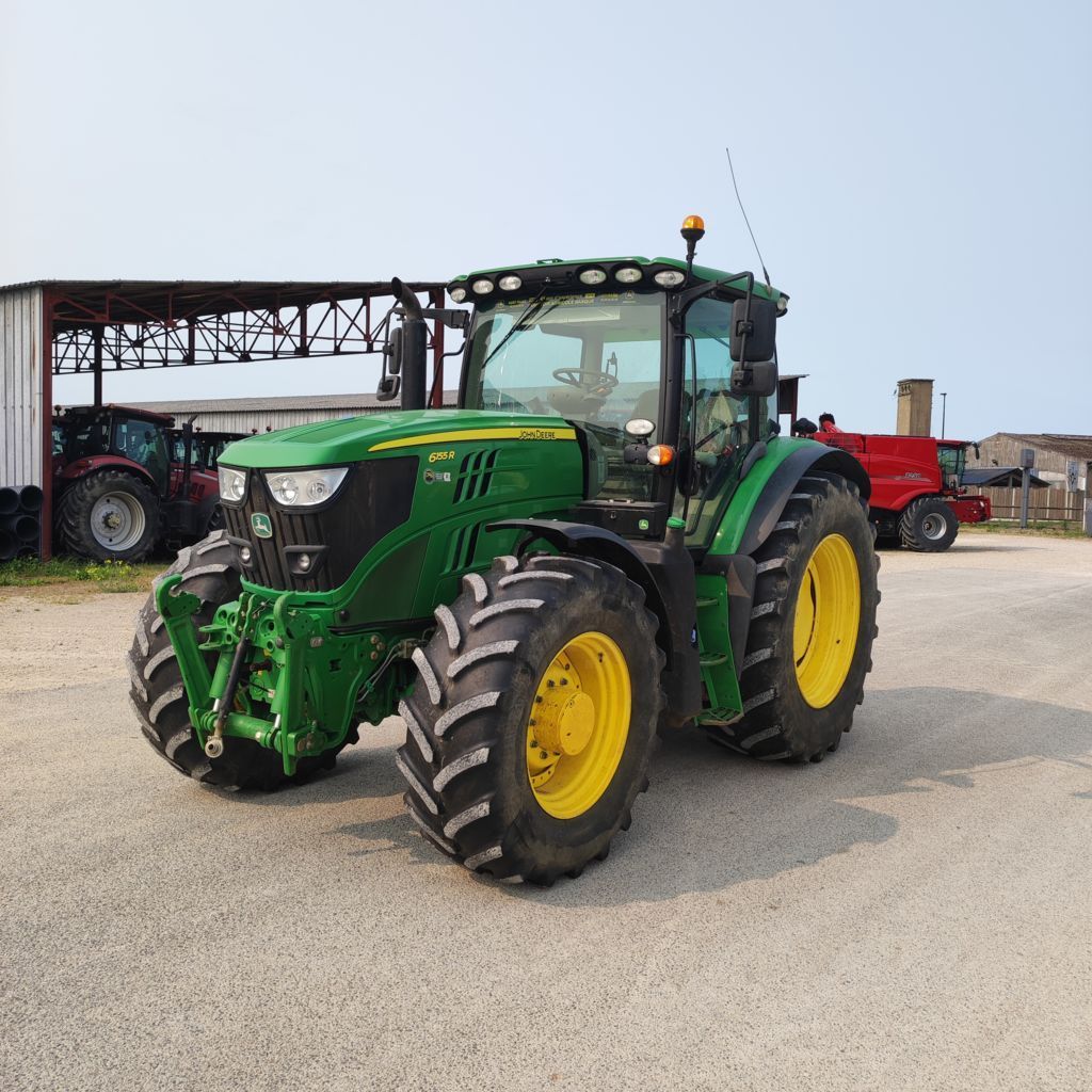 E-FARM: John Deere 6155 R - Tractor - id VCQXPWH - 90.000 € - Año: 2019 - Horas: 3141,Potencia del motor: 160,Francia