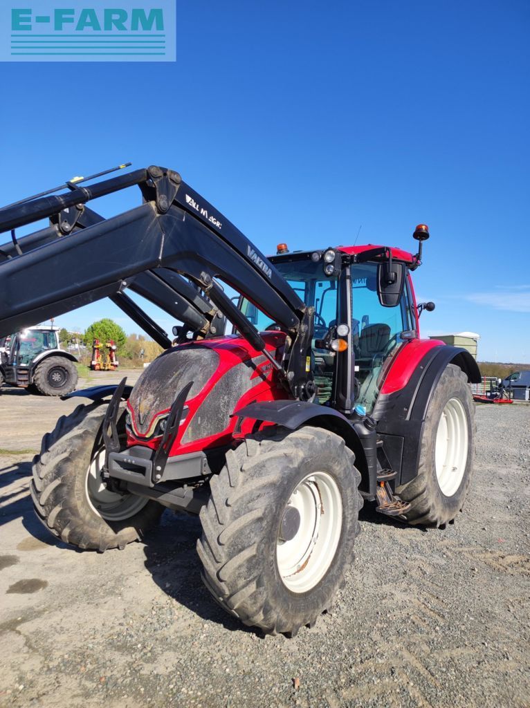 Valtra N135H Trattore 75.000 €