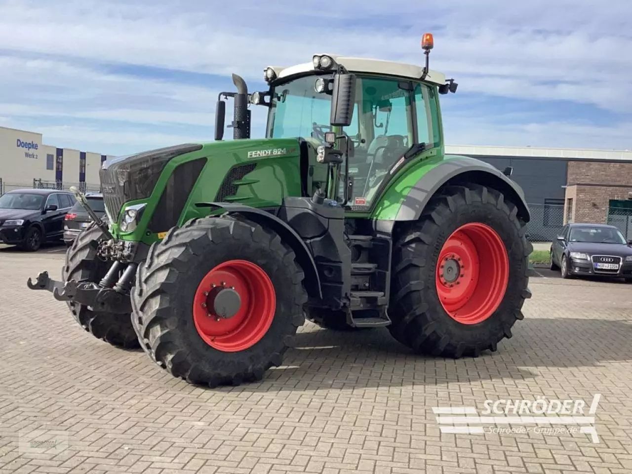 Fendt 824 Vario Profi+ Traktor 94.885 €